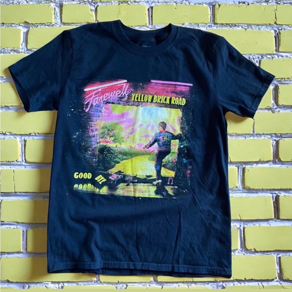 Elton John Yellow Brick Road Farewell Tour Graphic Concert Tee